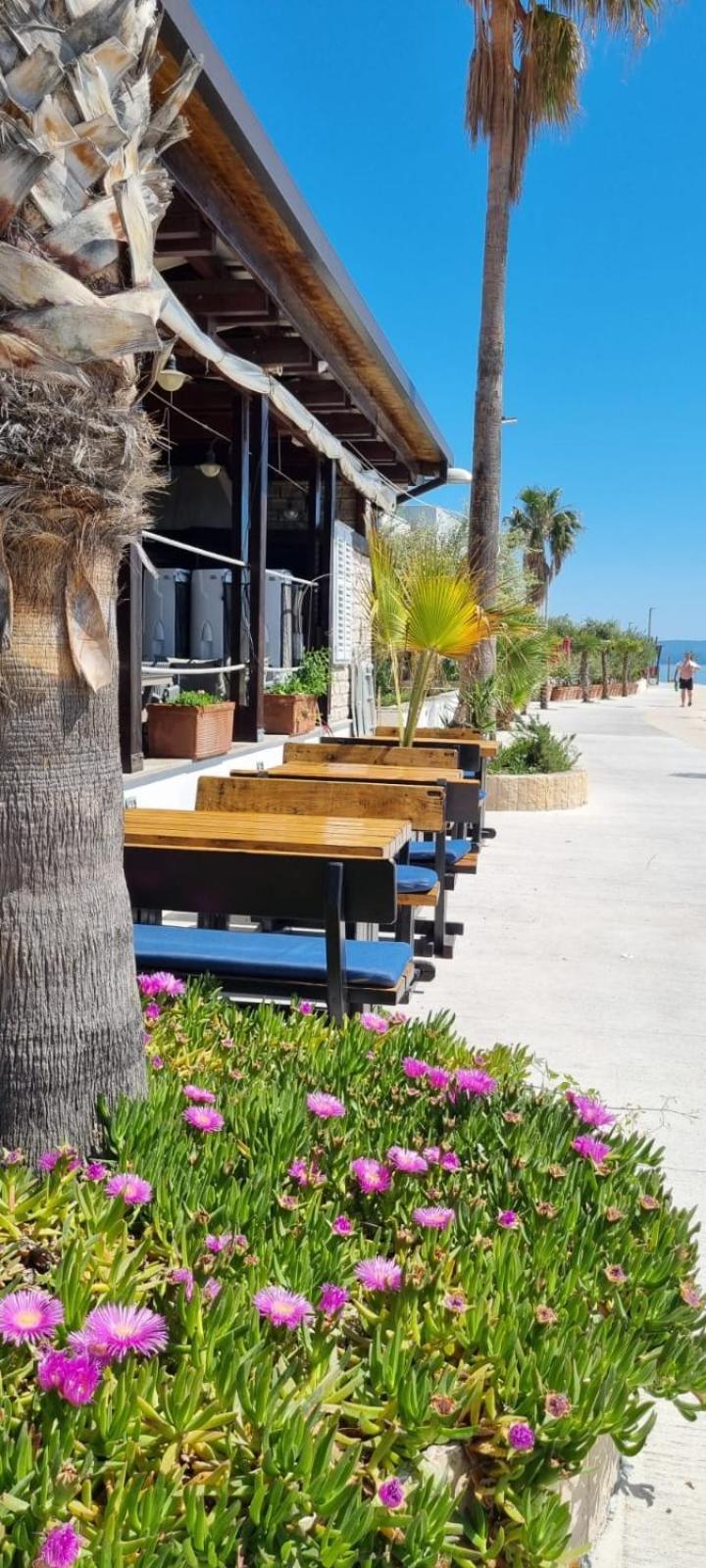 Hotel Gala Split Podstrana Kültér fotó
