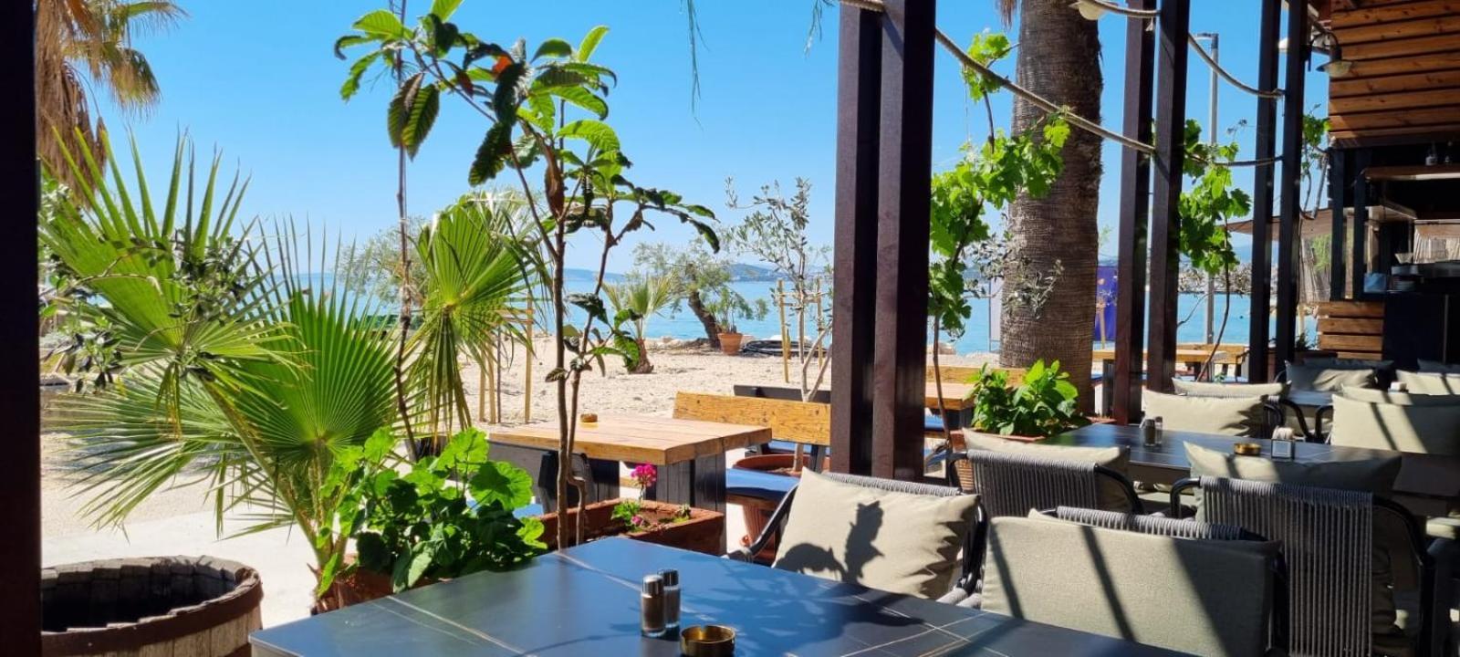 Hotel Gala Split Podstrana Kültér fotó